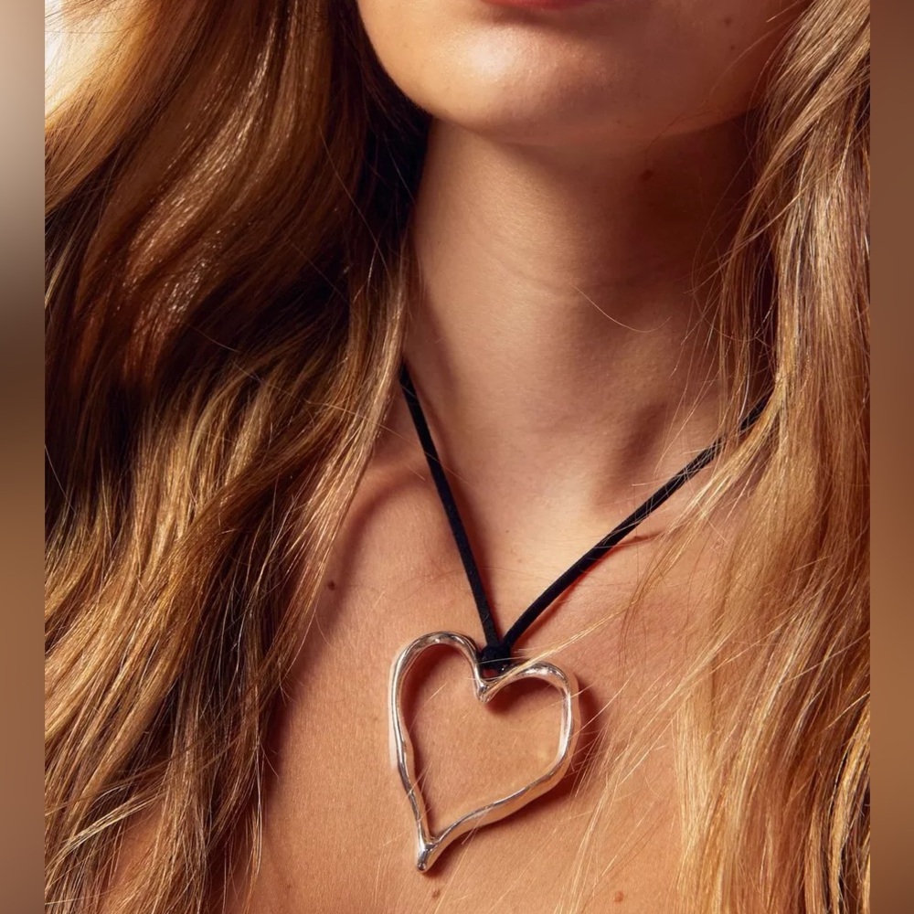 HEART ROPE NECKLACE - Picture 1 of 6